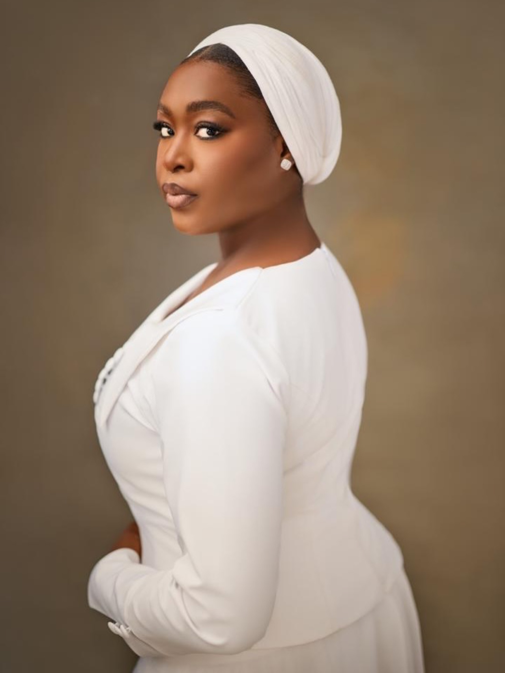 AISHA ADIYA SIGNATURE CELEBRATION gallery image 3